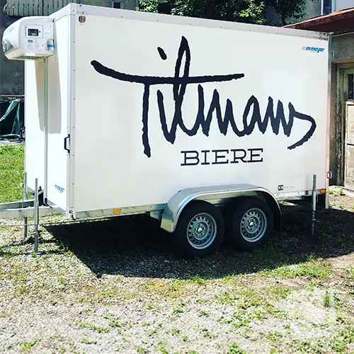 Anhängerbeschriftung und Branding für Tilmans Biere München