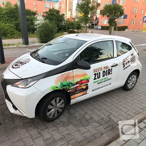 Fahrzeugbeschriftung PKW für Burger King Lieferservice in München